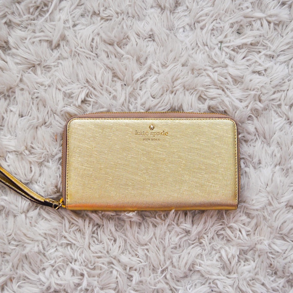 NWOT kate spade  - wallet and phone wristlet